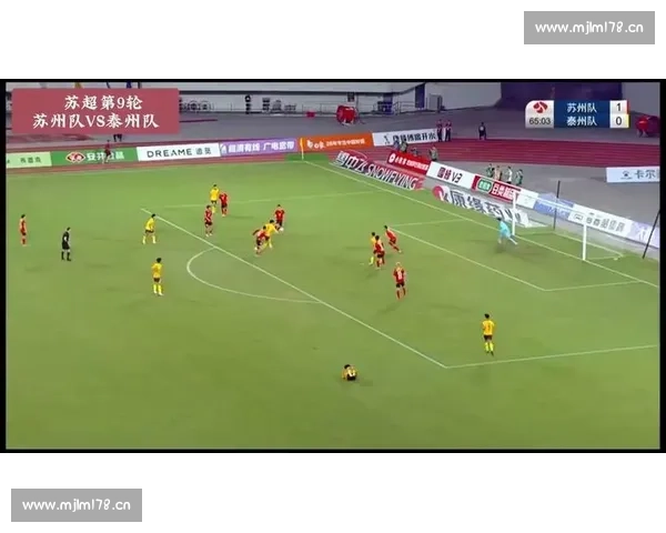 苏超争议一幕!泰州 5 号恶意踹人染红,裁判判罚引球迷集体声讨 苏超争议一幕!泰州 5 号恶意踹人染红,裁判判罚引球迷集体声讨